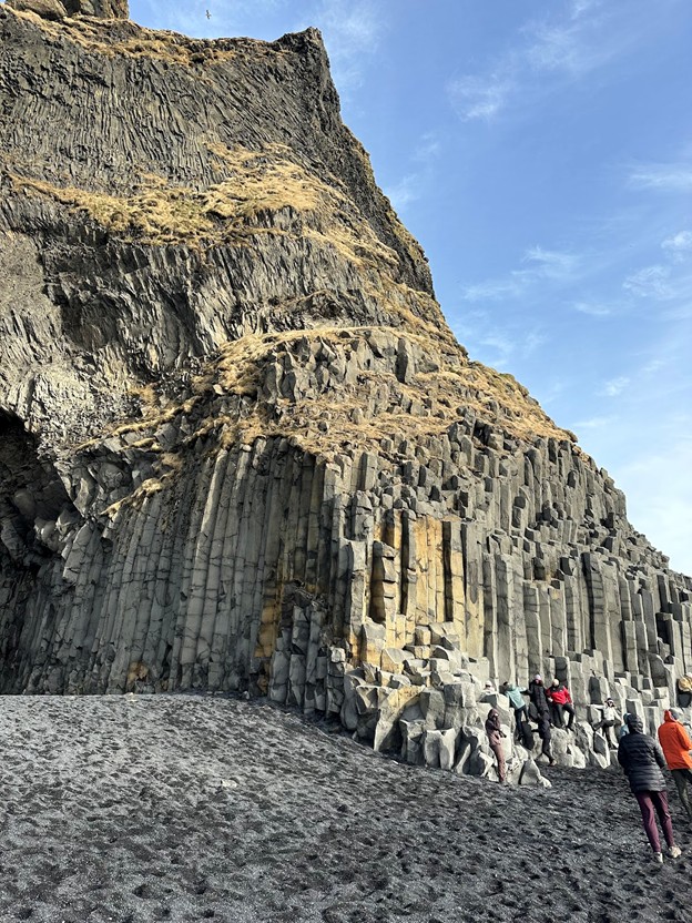 Columnar basalt formations