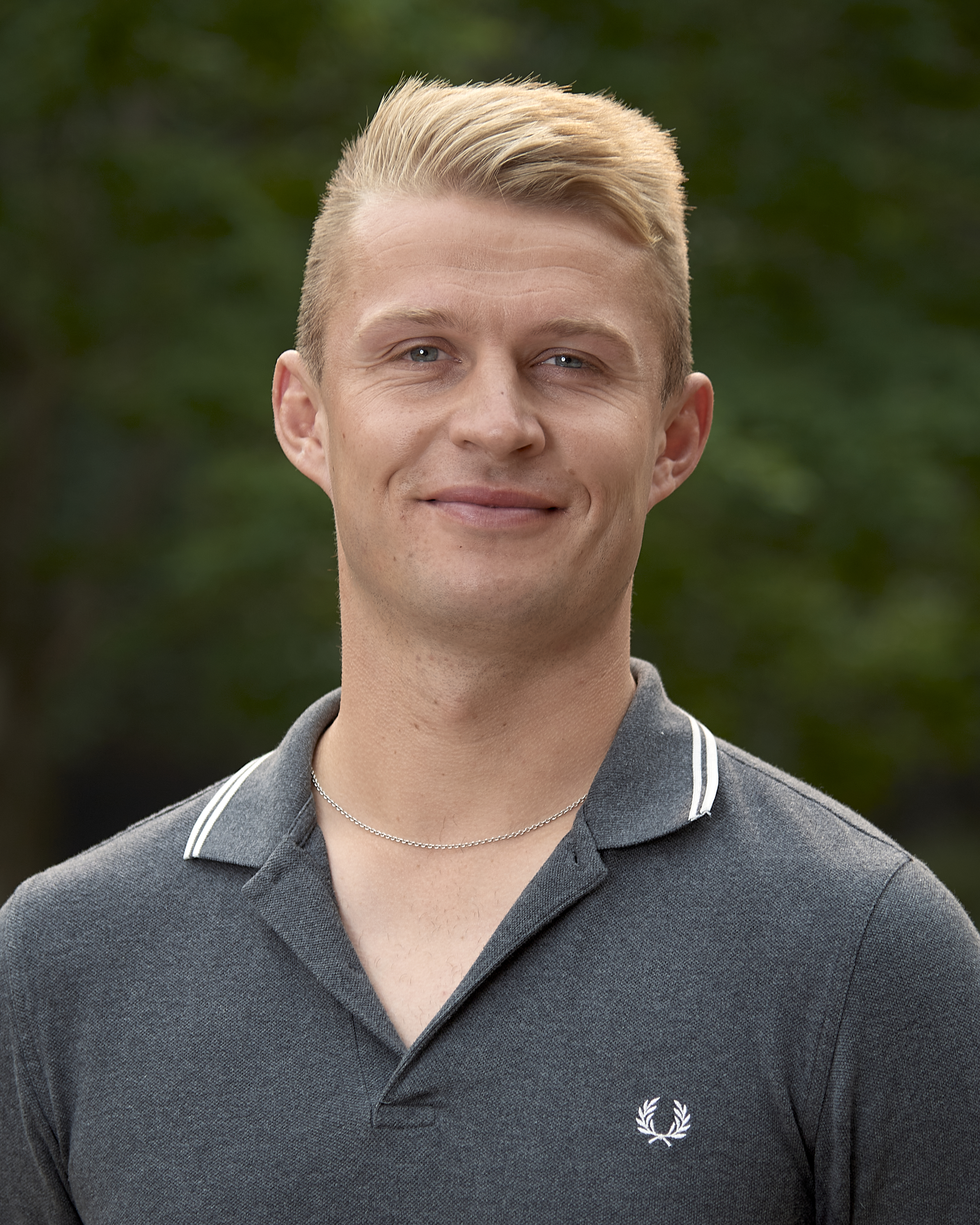 Louis Johnston Headshot