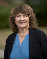 Sally Rappold Headshot